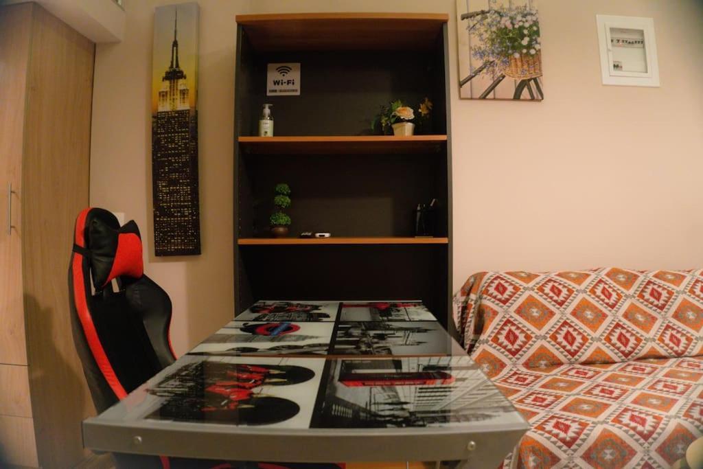Modern Cozy Appartment In เทสซาโลนิกิ ภายนอก รูปภาพ
